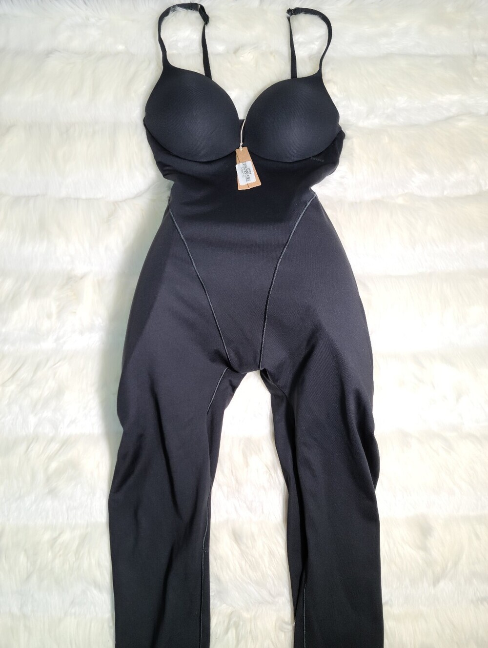 SKIMS Ultimate Butt And Hip Enhancing Plunge Catsuit Black Onyx Medium NEW